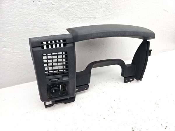 06-07 Dodge Ram 2500 Speedometer Bezel Dash Trim Panel With Headlight Switch Oem — photo 1