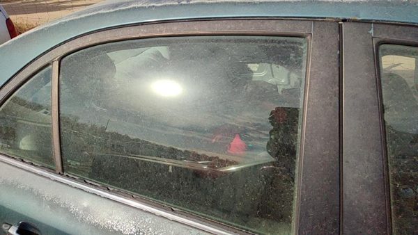 2006-2010 Hyundai Sonata Passenger Right Rear Side Window Door Glass Oem Back — photo 2