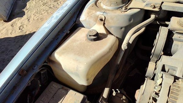 1993 Buick Lesabre Coolant Reservoir Radiator Overflow Tank Bottle Oem — photo 1