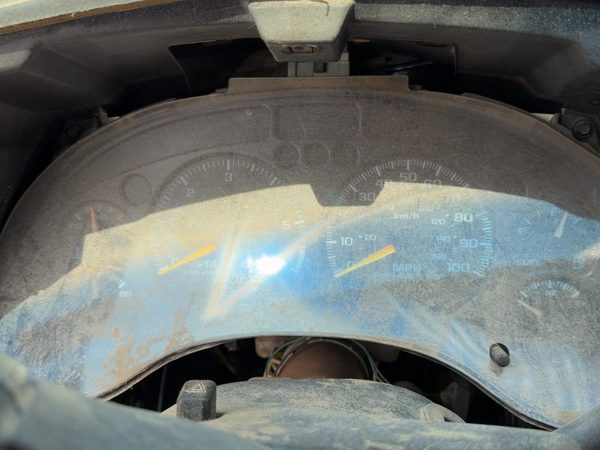 01-05 Chevy S10 Blazer Speedometer Cluster Instrument Gauges Panel Oem Dash 4.3L — photo 4