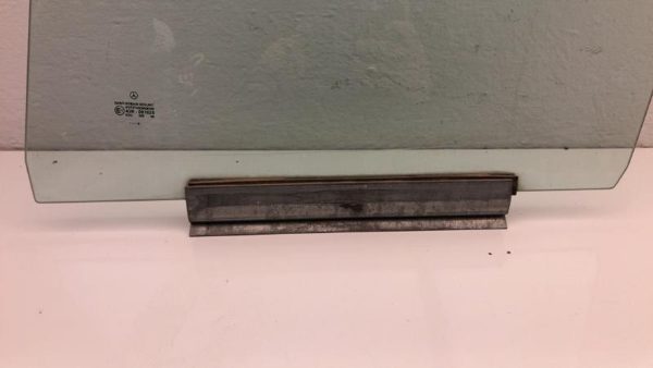 2002-06 Sprinter Van 3500 Driver Left Front Side Window Door Glass Oem 5104334Aa — photo 7