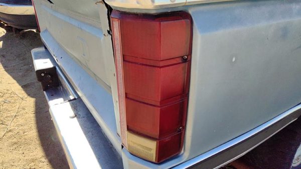 1980-1986 Ford F150 Passenger Right Tail Light Brake Lamp Oem Rear E4tz13404b — photo 4