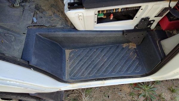 03-06 Dodge Sprinter Van 3500 Driver Left Lower Sill Step Kick Trim Panel Oem — photo 6