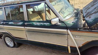1984 Jeep Grand Front Door RH Green 55024570