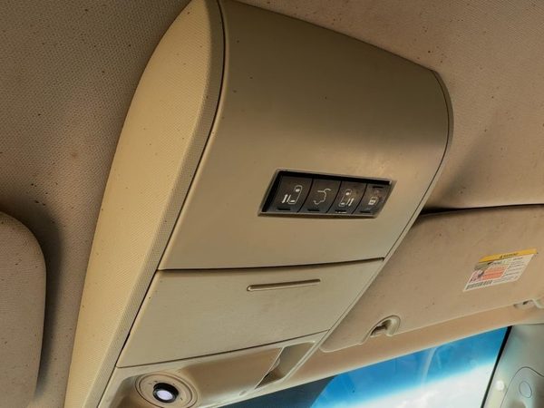 11-16 Town & Country Center Console Dome Light Map Lamp Cubby Black Alx1 — photo 1