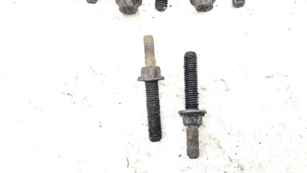 2001 Dodge Ram 2500 Oil Filter Housing With Bolts 5.9L Cummins Oem 3934303 — photo 3
