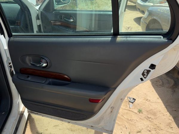 04-05 Lesabre Passenger Right Rear Door Trim Panel With Switches Back Gray 93C — photo 1
