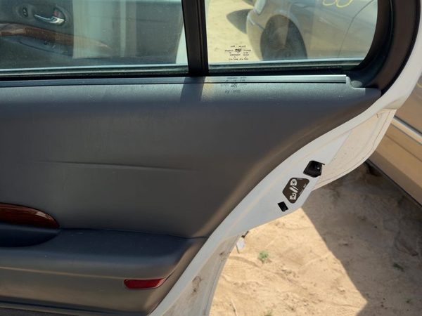 04-05 Lesabre Passenger Right Rear Door Trim Panel With Switches Back Gray 93C — photo 3