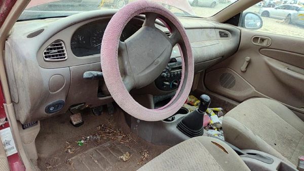 1997 Ford Escort — vehicle photo 5