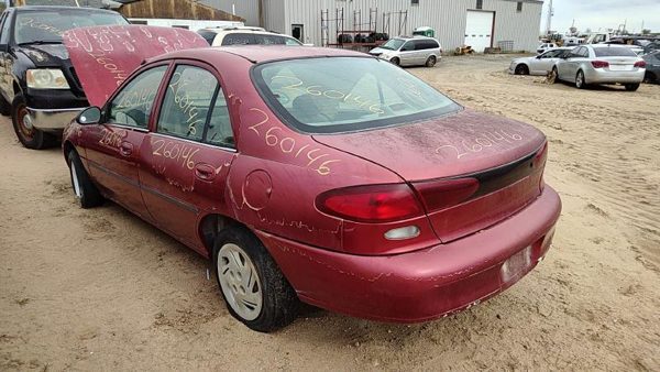 1997 Ford Escort — vehicle photo 7