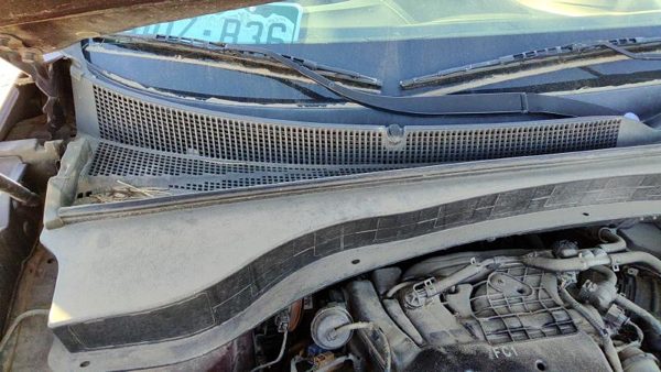 2013-2015 Kia Sorento Windshield Wiper Cowl Vent Trim Panel Oem Cover — photo 4