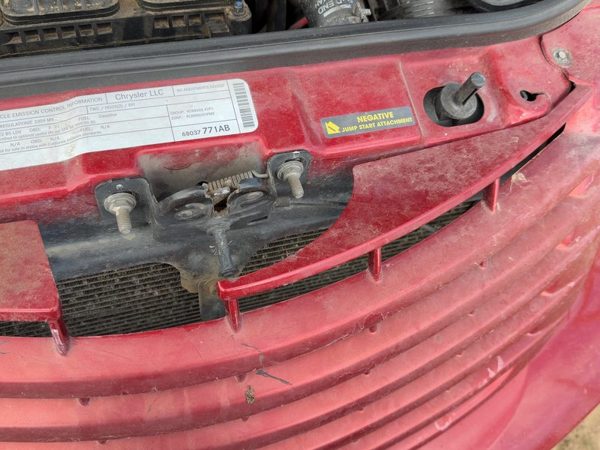 2006-2010 Chrysler Pt Cruiser Hood Latch Assembly With Bracket Oem 04724509Ac — photo 1