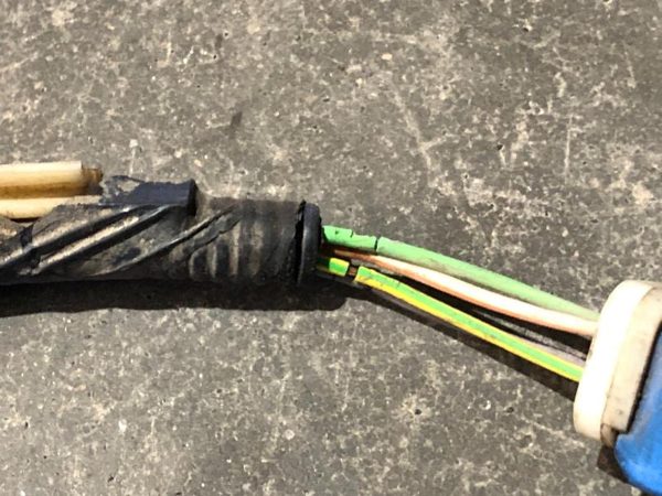 2006 Mercury Mountaineer Wire Harness (engine) Wiring For Engine OEM 4.0L AT — photo 11
