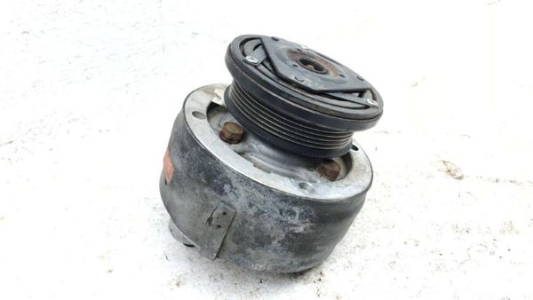 1992-1994 Chevy Suburban Ac Compressor Air Conditioner Pump Assembly Oem 5.7L — photo 1