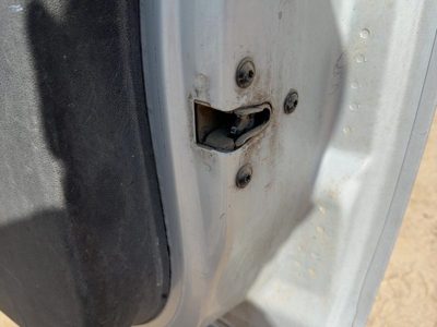2005-2010 Chevy Cobalt Passenger Right Front Door Latch With Rods/Cables Oem