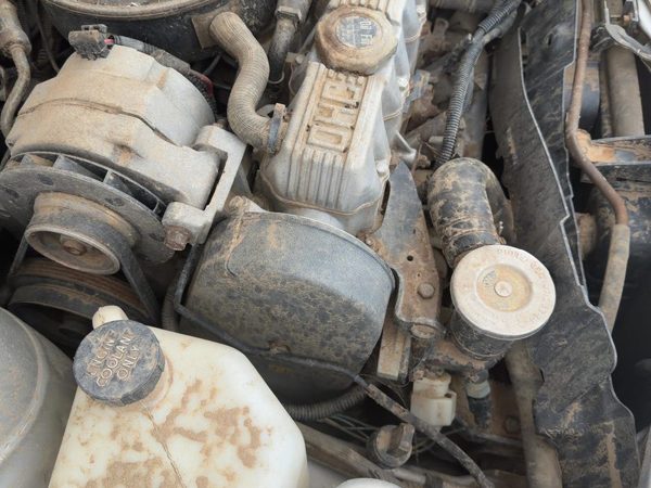 1982-1984 Pontiac Sunbird Timing Cover Oem 1.8L 10022087 — photo 2