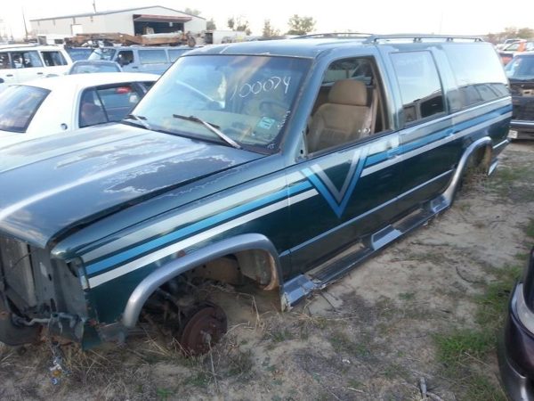 1995 Suburban 1500 — vehicle photo 4