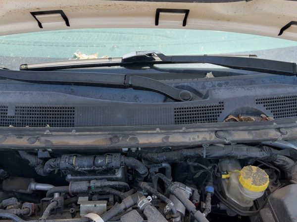 2013 Dodge Dart Windshield Wiper Cowl Vent Trim Panel Oem Cover White Pw7 — photo 2