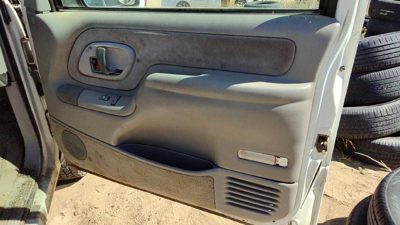 95 Chevy Silverado 1500 Passenger Right Front Door Trim Panel With Switches Gray