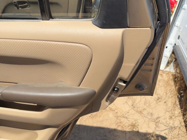 2005-2006 Honda Crv Passenger Right Rear Door Trim Panel With Switches Back Tan — photo 2