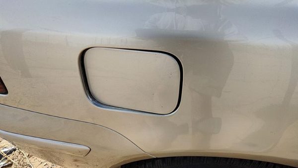 99-00 Vw Cabrio Convertible Fuel Tank Door With Hinge Gas Lid Oem Filler Silver — photo 3