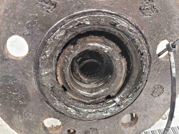 1986 Ford Ranger Manual Locking Hub Oem Lockout With Sipndle Nuts — photo 3