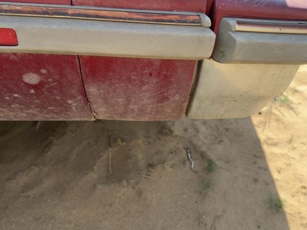 1986-1988 Olds 88 Driver Left Rear Moulding On Quarter Panel Oem — photo 3