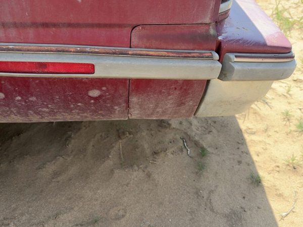 1986-1988 Olds 88 Driver Left Rear Moulding On Quarter Panel Oem — photo 2