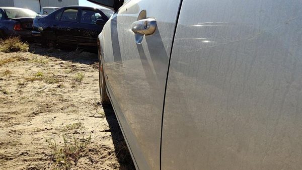 2006 Chevrolet Cobalt Front Door LH 95U Ultra Silver — photo 6