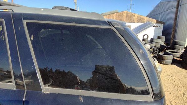 2002-2009 Chevy Trail Blazer Driver Left Rear Quarter Glass Back Side Window Oem — photo 2