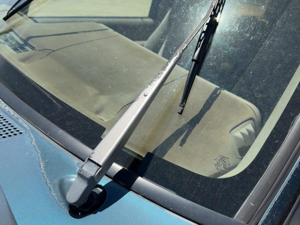 94 Ford Explorer 2 Dr Back Glass Wiper Arm Oem Rear Window Blade Liftgate Hatch — photo 2