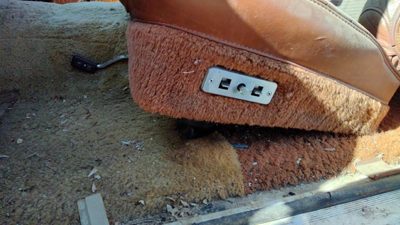 1984-1991 Jeep Grand Wagoneer Driver Left Front Power Seat Track Oem With Motors