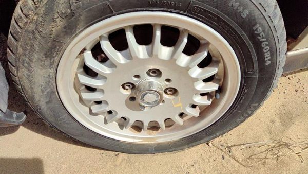 1987-1991 Bmw 325I 14" Aluminum Wheel Oem Factory Rim Silver 14X6 #4 1125688 — photo 3