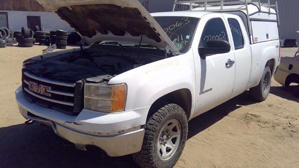 2013 GMC Sierra — vehicle photo 1