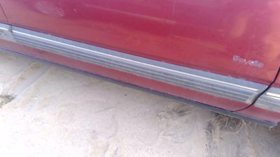 89-91 Olds Eighty Eight Passenger Right Front Moulding From Door Oem Trim Strip