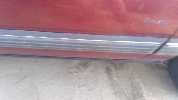 89-91 Olds Eighty Eight Passenger Right Front Moulding From Door Oem Trim Strip — photo 3