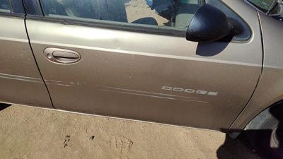 2001 Dodge Neon Front Door RH Gold Plb