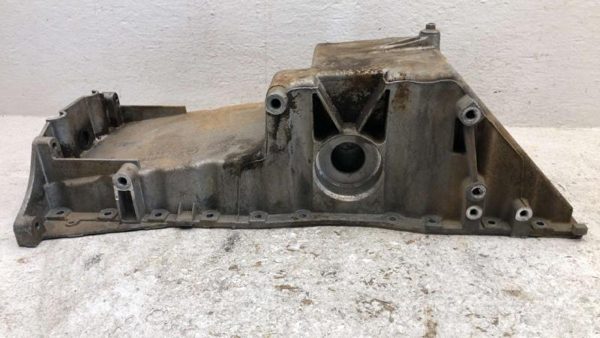 2003-2009 Chevy Trail Blazer Engine Oil Pan With Good Drain Plug Oem 4.2L — photo 2