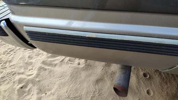 96-99 Chevy Suburban Passenger Right Rear Moulding On Quarter Panel Oem — photo 6