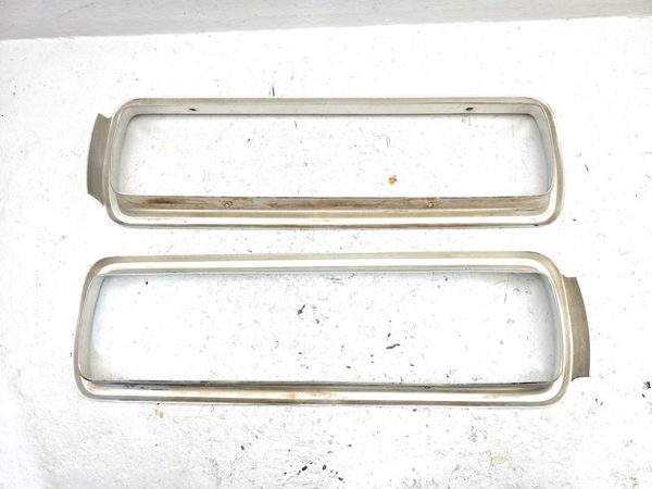 1964 Ford Thunderbird Coupe Pair Chrome Tail Light Trim Bezel Surround Oem — photo 9