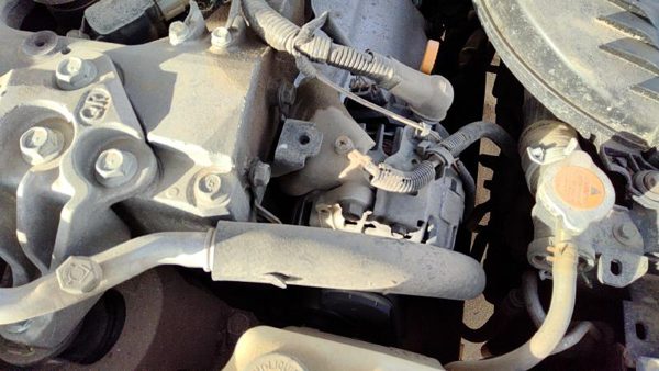 07-10 Nissan Altima Mount Bracket Set For Alternator Oem — photo 3