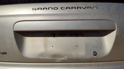 07 Caravan License Plate Trim Surround Panel Tail Trunk Finish Ps2 Bright Silver