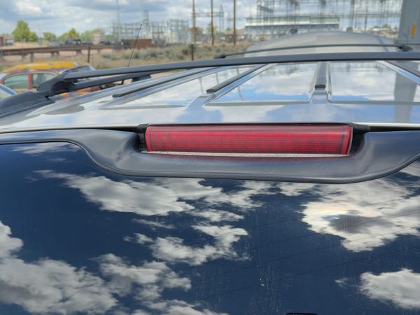 00-06 Chevy Suburban Third Brake Light Middle Lamp Oem — photo 4