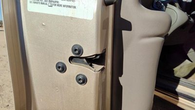 1999-2004 Pontiac Grand Am Driver Left Front Door Latch With Rods/Cables Oem