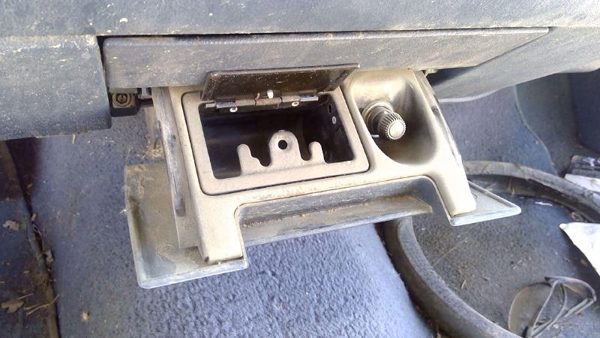 1991-1993 Chevy Caprice Ash Tray Assembly Oem Slide Out Dash Blue 12501043 — photo 1