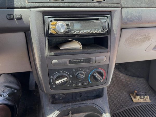 2005-2010 Chevy Cobalt Trim Bezel Around Radio Surround Dash Panel Oem Gray 14B — photo 4