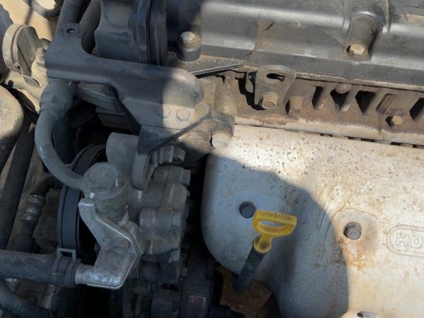 2001-2006 Hyundai Elantra Power Steering Pump With Mount Bracket Oem 2.0L — photo 1