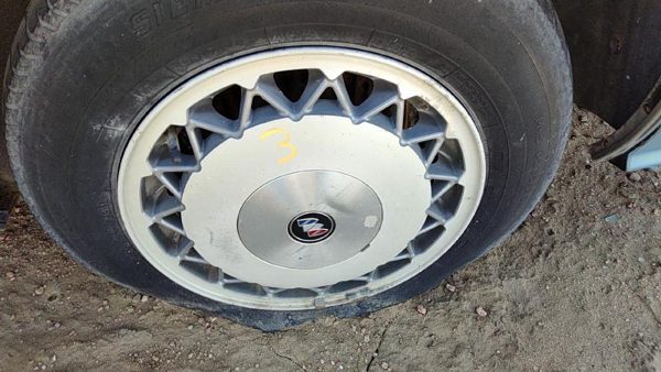 1992-1996 Buick Lesabre 15 Aluminum Wheel Oem Factory Rim #3 12351275 — photo 1