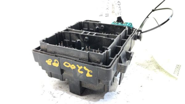 2011 Gmc Sierra 07-13 Cabin Fuse Box Relay Junction Panel Oem 20813086 — photo 3
