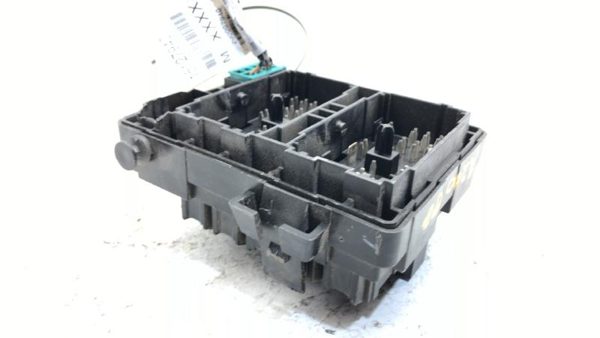 2011 Gmc Sierra 07-13 Cabin Fuse Box Relay Junction Panel Oem 20813086 — photo 5